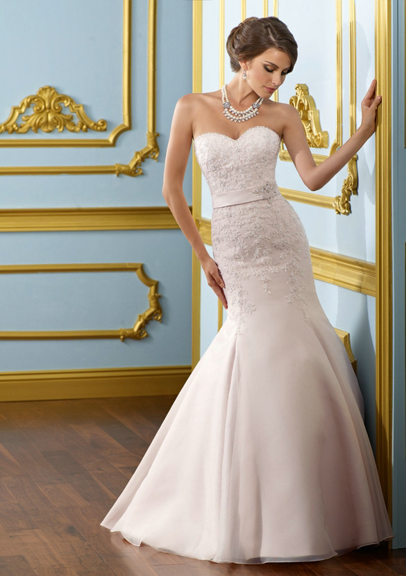 Sweetheart Neckline Fit And Flare Wedding Dress Embroidered Skirt